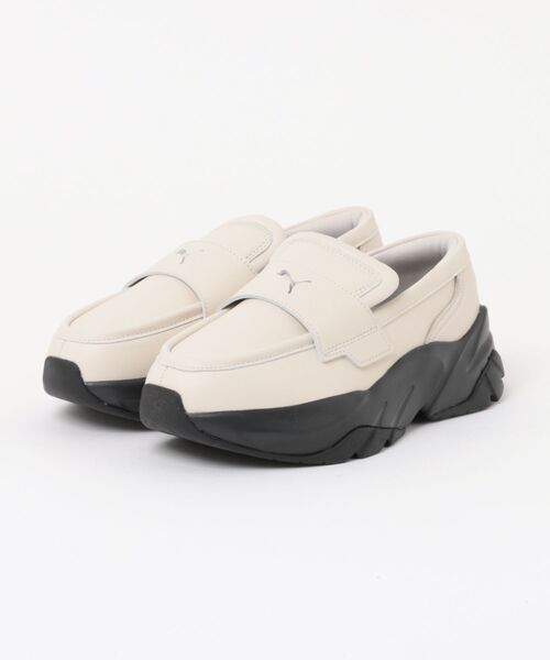 PUMA（プーマ）の「【PUMA】LOAFYR（ローファー・レディース・ホワイト系その他/ブラック・23.0cm/25.0cm/24.0cm）」の2枚目の写真