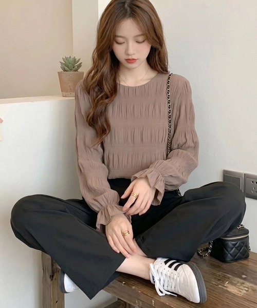 STYLEBLOCK（スタイルブロック）の「シャーリングシアーブラウス（シャツ/ブラウス・レディース・ベージュ系その他/ブラウン/ライトグリーン/ホワイト/ライトグレー/ダークグリーン/ネイビー/ブラック・M/XL）」の16枚目の写真
