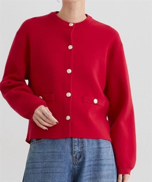 nissen（ニッセン）の「スウェットライクゴールド釦ニットジャケット（カーディガン/ボレロ・レディース・レッド/ブラック/アイボリー/杢グレー・M/L/LL）」の2枚目の写真