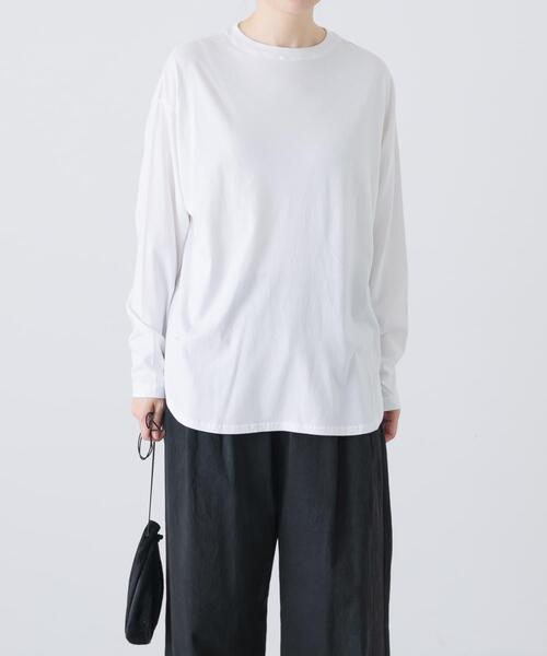 かぐれ(カグレ)の「コットンクルーネックカットソー(Tシャツ/カットソー・レディース・ブラック/オフホワイト/ブラウン・FREE)」の1枚目の写真