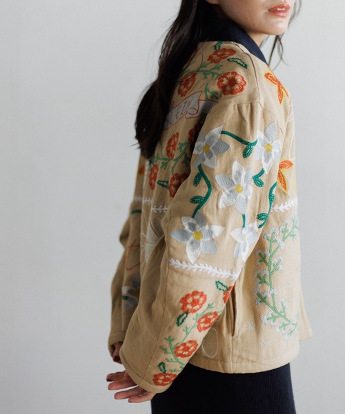 AMERICAN RAG CIE（アメリカンラグシー）の「【MEN , WOMEN】LEIN ボアライナーパッチワーク刺繍ジャケット（その他アウター・レディース・ブラック/ベージュ・M/L）」の17枚目の写真