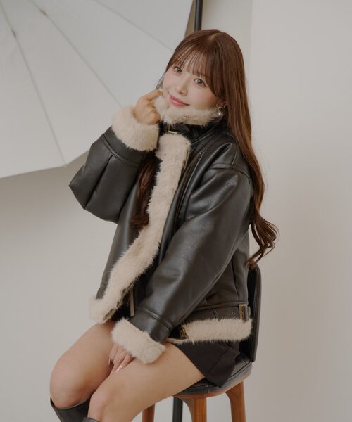 Chico(チコ)の「【ゆっぴコラボ企画】ファーライダースショートジャケット(その他アウター・レディース・ブラウン/ブラック・FREE)」の2枚目の写真