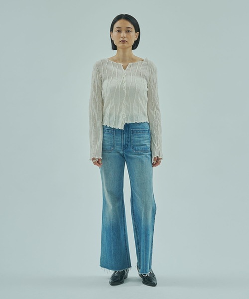 ROSE BUD(ローズバッド)の「WAVE TUCK TOP(Tシャツ/カットソー・レディース・オフホワイト/ブラック・ONE SIZE)」の6枚目の写真