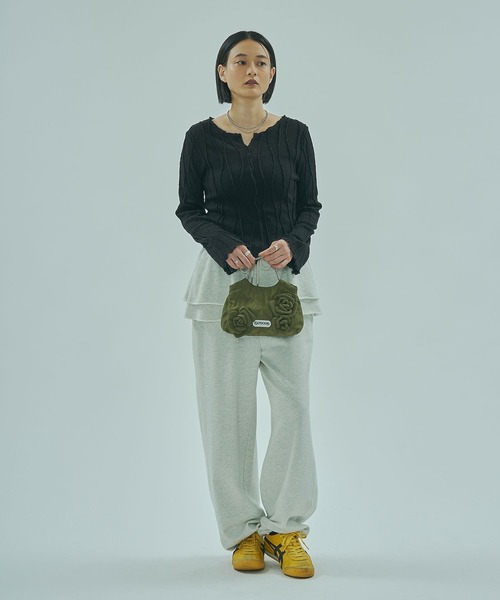 ROSE BUD(ローズバッド)の「WAVE TUCK TOP(Tシャツ/カットソー・レディース・オフホワイト/ブラック・ONE SIZE)」の14枚目の写真