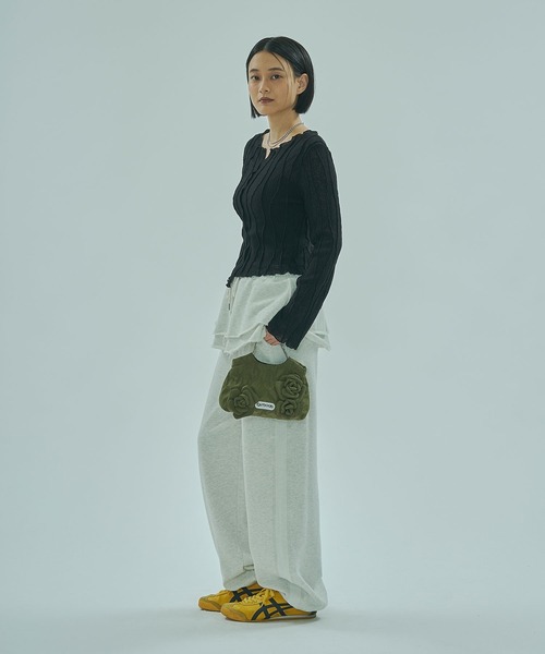 ROSE BUD(ローズバッド)の「WAVE TUCK TOP(Tシャツ/カットソー・レディース・オフホワイト/ブラック・ONE SIZE)」の15枚目の写真