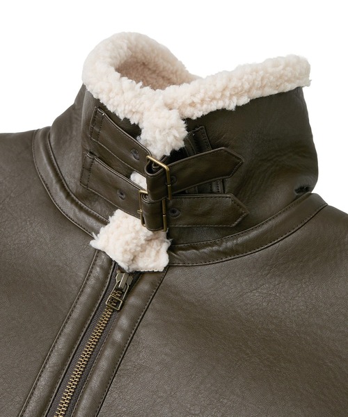 AMERICAN HOLIC(アメリカンホリック)の「ボアフェイクレザーブルゾン(その他アウター・レディース・ブラック/ダークブラウン・L/M)」の4枚目の写真