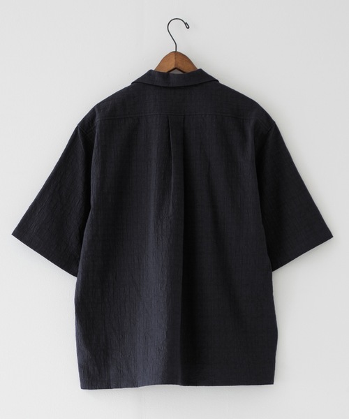 RYU（リュー）の「wrinkled effect open collar shirt（シャツ/ブラウス・メンズ・ダークパープル/スミクロ・1/2/3/4）」の7枚目の写真