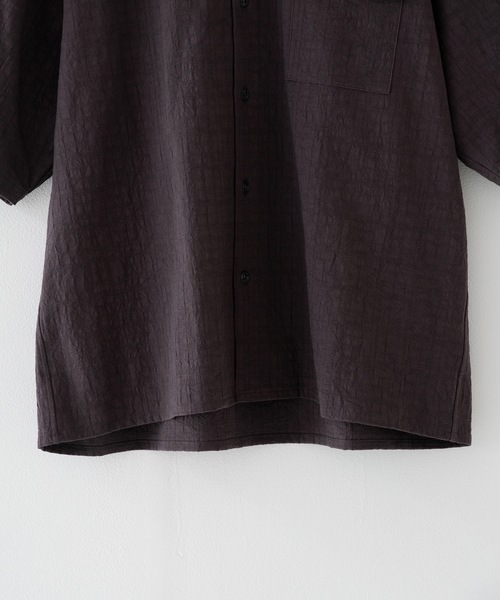 RYU（リュー）の「wrinkled effect open collar shirt（シャツ/ブラウス・メンズ・ダークパープル/スミクロ・1/2/3/4）」の3枚目の写真
