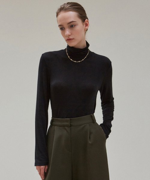 NICK&NICOLE(ニックアンドニコール)の「LONG SLEEVE TURTLENECK TOP_BLACK(Tシャツ/カットソー・レディース・その他・FREE)」の1枚目の写真
