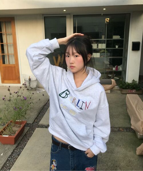DNSR(ディーエヌエスアール)の「クロップベルリンフードパーカーグレー(パーカー・メンズ・その他・MEDIUM/X-LARGE/LARGE)」の8枚目の写真