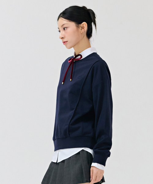 CHASECULT（チェイスカルト）の「レディース 切り替え デザイン スウェットシャツ - ネイビー（スウェット・レディース・ネイビー・90/85）」の4枚目の写真