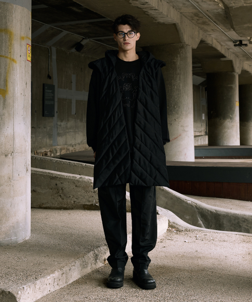 SLOWACID（スローアシッド）の「アンドレキム x スロウエシッド クラシックロゴ スウェットシャツ [ブラック]（スウェット・レディース・その他・LARGE/MEDIUM/SMALL）」の4枚目の写真