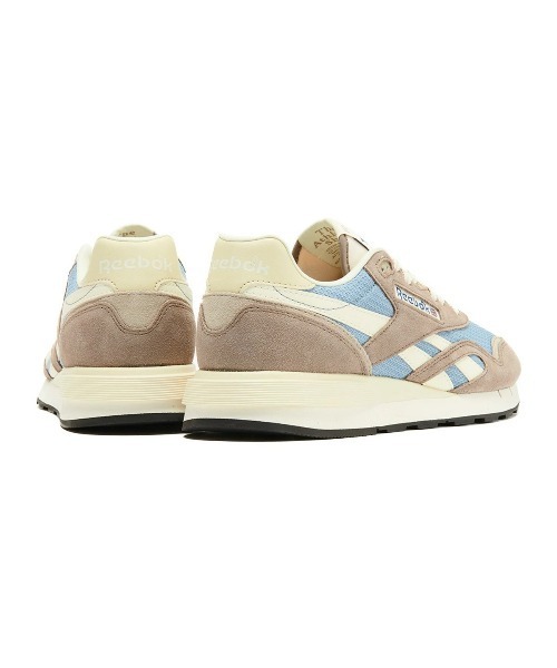 Reebok(リーボック)の「【国内Kinetics限定販売】Reebok CLASSIC NYLON 89 (リーボック クラシックナイロン 89)(スニーカー・メンズ・ブルー・23cm/23.5cm/24cm/24.5cm/25cm/25.5cm/26cm/26.5cm/27cm/27.5cm/28cm/28.5cm/29cm)」の2枚目の写真