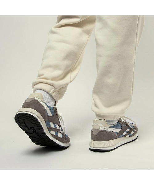 Reebok(リーボック)の「【国内Kinetics限定販売】Reebok CLASSIC NYLON 89 (リーボック クラシックナイロン 89)(スニーカー・メンズ・ブルー・23cm/23.5cm/24cm/24.5cm/25cm/25.5cm/26cm/26.5cm/27cm/27.5cm/28cm/28.5cm/29cm)」の11枚目の写真