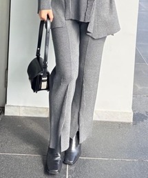 UN3D. | UN3D./アンスリード/PIN TUCK CENTER VENTS PANTS(その他パンツ)