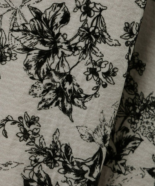 an another angelus(アンアナザーアンジェラス)の「フラワーフロッキープリントタックスカート/fint フィント(スカート・レディース・アイボリー/グレー・FREE)」の19枚目の写真