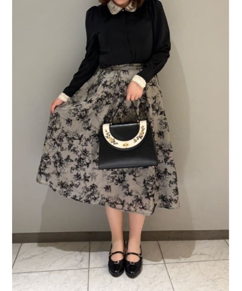 セール】フラワーフロッキープリントタックスカート/fint フィント