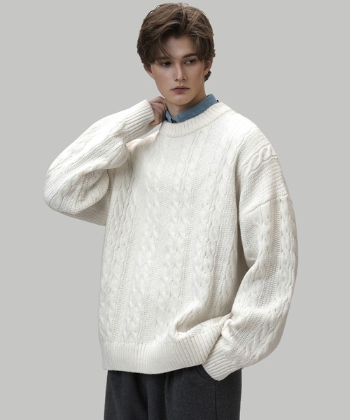 TOBEE（トゥビー）の「【TOBEE】クルーネック ケーブル編み ニット セーター（ニット/セーター・メンズ・グレイッシュベージュ/ブラック/ダークグレー/ホワイト/ブラウン・MEDIUM/LARGE/X-LARGE）」の17枚目の写真