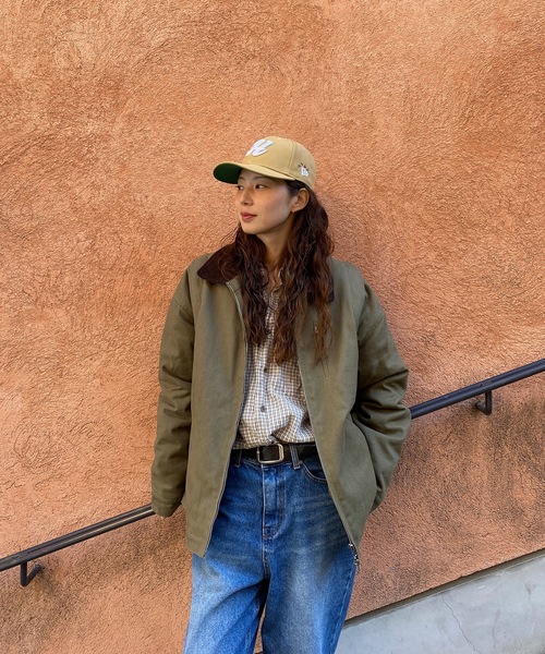 UNDERSTATEMENTs（アンダーステイトメント）の「【ユニセックス】2WAY襟切替中綿ダックジャケット/袖取り外し可能（ブルゾン・メンズ・カーキ/チャコールグレー・MEDIUM/LARGE）」の17枚目の写真
