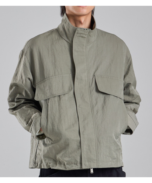 BUTTON SEOUL(ボタンソウル)の「サイレントポケットクロップミリタリーブルゾン(カーキ)(ブルゾン・メンズ・その他・LARGE/X-LARGE/MEDIUM)」の3枚目の写真