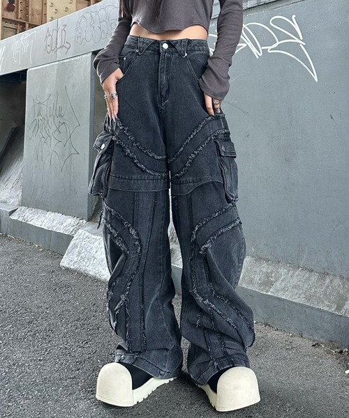 KsG（ケーエスジー）の「フリンジポケットカーゴパンツ（カーゴパンツ・レディース・ブルー/ブラック・MEDIUM/SMALL/LARGE/X-LARGE）」の2枚目の写真
