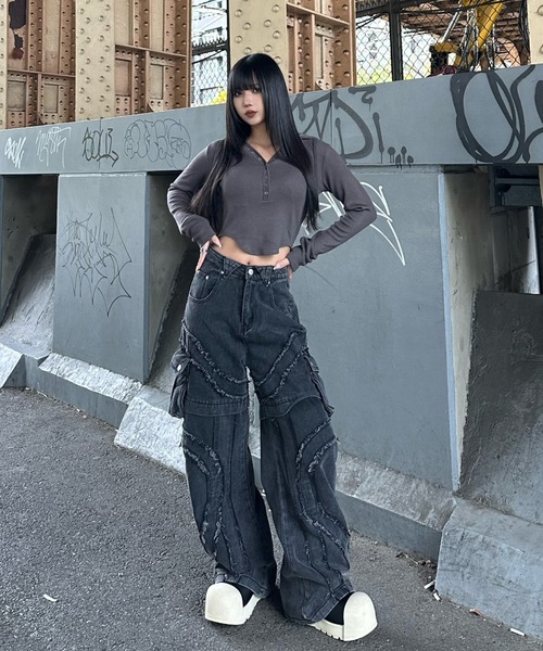 KsG（ケーエスジー）の「フリンジポケットカーゴパンツ（カーゴパンツ・レディース・ブルー/ブラック・MEDIUM/SMALL/LARGE/X-LARGE）」の4枚目の写真