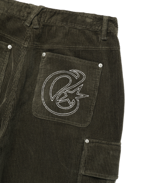 Cavish（カビシ）の「CORDUROY WASHED CARGO PANTS OLIVE(CV2EFUPA10A)（その他パンツ・レディース・オリーブ・LARGE/MEDIUM/SMALL）」の7枚目の写真