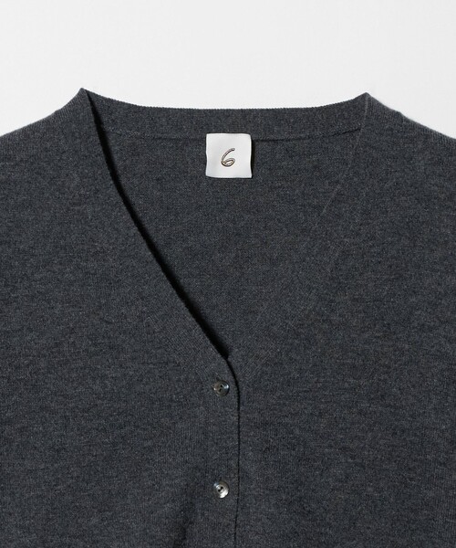 6(ロク)の「<6(ROKU)>ウールカシミヤ ショート カーディガン(カーディガン/ボレロ・レディース・ダークグレー/ナチュラル・FREE)」の10枚目の写真