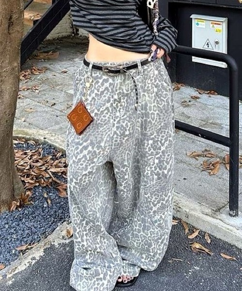 CANVAS+(キャンバスプラス)の「【CANVAS+】レオパード柄バレルレッグルーズパンツ(その他パンツ・レディース・ベージュ・L/M/S)」の21枚目の写真