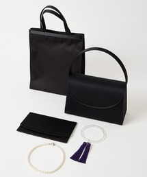 AIMER（エメ）の「【喪服・礼服用・WEB限定】ラウンドフラップブラックフォーマルバッグ5点セット(バッグ・サブバッグ・袱紗・ネックレス・念珠)（ハンドバッグ）」