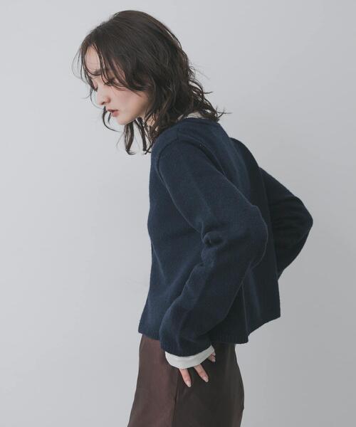 SENSE OF PLACE by URBAN RESEARCH（センスオブプレイスバイアーバンリサーチ）の「『洗濯可』メタルボタンカーディガン（カーディガン/ボレロ・レディース・ライトピンク/レッド/ベージュ/ネイビー/チャコールグレー・ONE）」の7枚目の写真