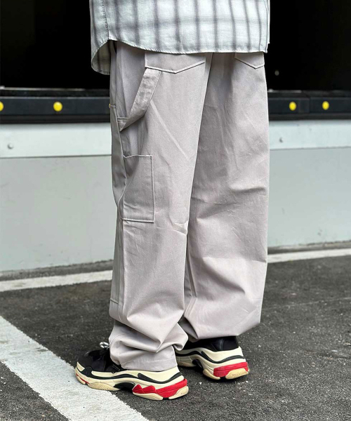 CLACO(クラコ)の「コットンカーペンターワイドワークパンツ(ディープベージュ)(その他パンツ・メンズ・ベージュ・LARGE/MEDIUM)」の3枚目の写真
