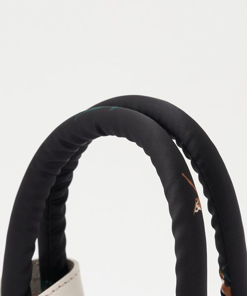 russet（ラシット）の「WOODLANDER 2WAYミニショルダーバッグ（ショルダーバッグ・レディース・ブラウン/ブラック/ネイビー・FREE）」の8枚目の写真