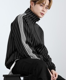 En serio TOKYO（エンソリオトーキョー）の「ラインジャージトラックジャケット（ジャージ）」