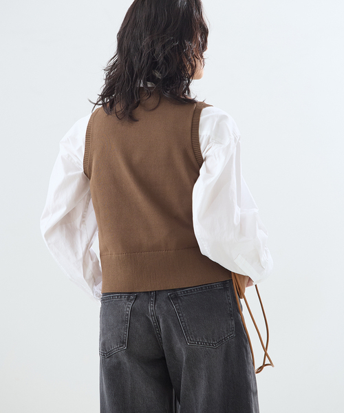 journal standard L'essage（ジャーナルスタンダードレサージュ）の「CORNU チャームベスト（ベスト・レディース・ネイビー/ブルー/ブラウン・FREE）」の13枚目の写真