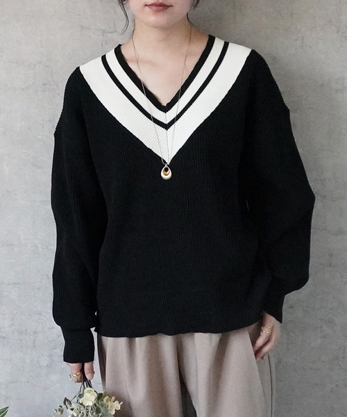 SELECT LEVERY(セレクトリベリー)の「チルデンVネックニットプルオーバー(ニット/セーター・レディース・アイボリー/ブラック・FREE)」の2枚目の写真