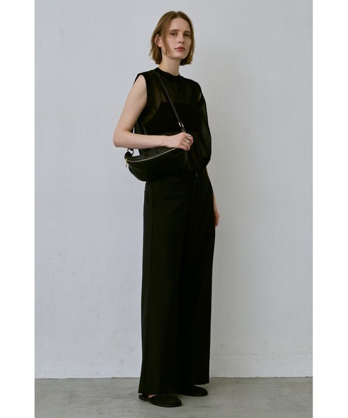 un/neu(アンノイ)の「シンプルスリングボディバッグ(ボディバッグ/ウエストポーチ・レディース・アイボリー/ブラック/ブラウン・FREE)」の20枚目の写真