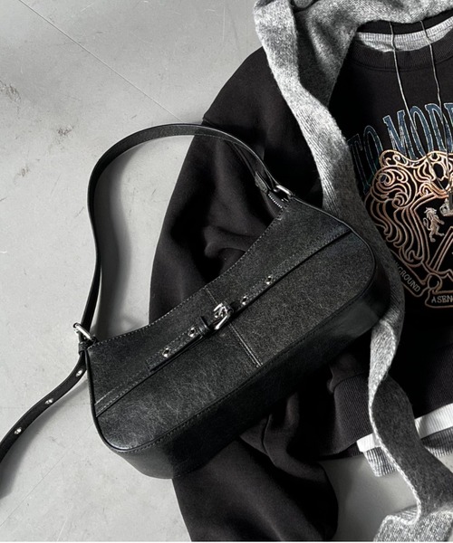 PAGEBOY(ページボーイ)の「ベルトハンドBAG(ハンドバッグ・レディース・ブラック/ブラウン・FREE)」の2枚目の写真