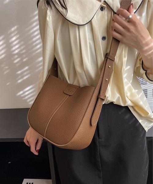 blackdia ocean(ブラックダイヤオーシャン)の「blackdia ocean PU シュリンクレザー ショルダー(ショルダーバッグ・レディース・ブラック/ダークブラウン/ブラウン/アイボリー・FREE)」の16枚目の写真