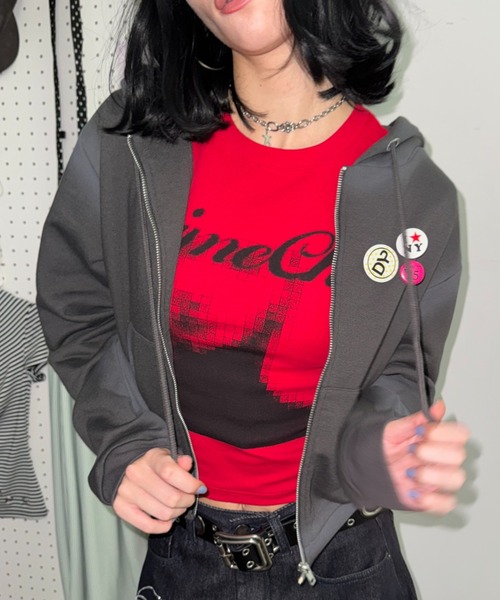 SHAGGIE（シャギー）の「フェードスプレーロゴスウェットパーカー（セットアップ）（パーカー・レディース・グレー/チャコールグレー/イエロー・FREE）」の2枚目の写真