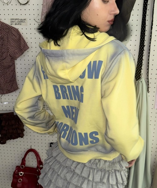 SHAGGIE（シャギー）の「フェードスプレーロゴスウェットパーカー（セットアップ）（パーカー・レディース・グレー/チャコールグレー/イエロー・FREE）」の21枚目の写真