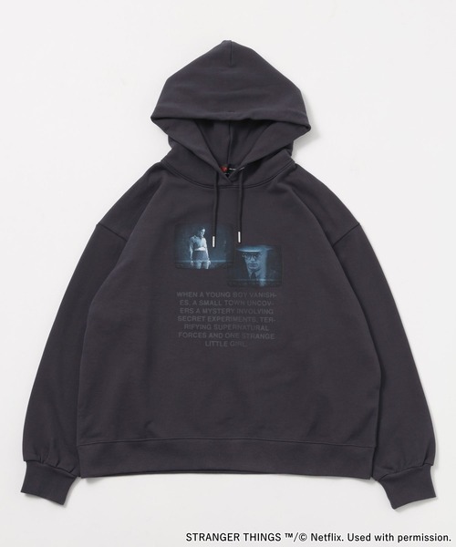 STRANGER THINGS】コラボ 缶バッチ付きパーカー（パーカー）｜niko and