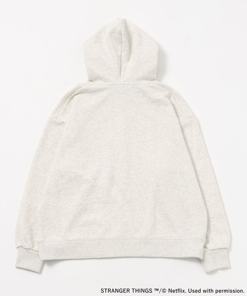 STRANGER THINGS】コラボ 缶バッチ付きパーカー（パーカー）｜niko and