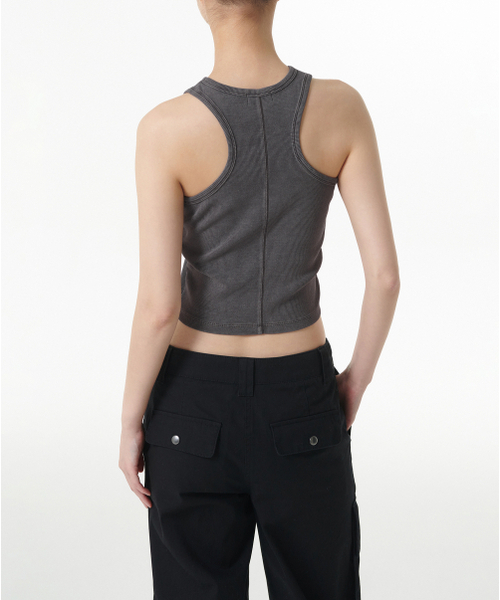 MUSINSA STANDARD WOMAN（ムシンサスタンダードウーマン）の「ウィメンズリブドピグメントレーサーバックタンクトップ[ダークグレー]（Tシャツ/カットソー・レディース・その他・LARGE/MEDIUM/SMALL/X-SMALL）」の3枚目の写真