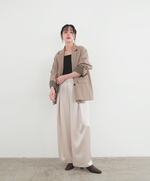 LIAN（リアン）の「サテンタックワイドパンツ（スラックス・レディース・アイボリー/ブラック/グレイッシュベージュ/ピンク・FREE）」の15枚目の写真