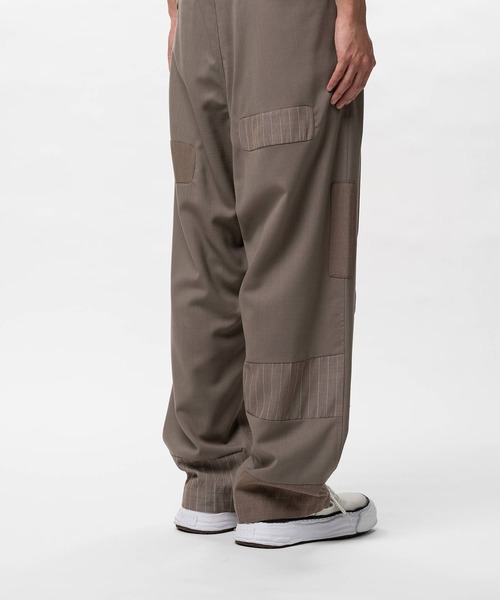 Maison MIHARA YASUHIRO（メゾンミハラヤスヒロ）の「【MIHARAYASUHIRO/ミハラヤスヒロ】Repaired Wool Pants/A16PT032 SLACKS（その他パンツ・メンズ・ベージュ/ブラック・46/44）」の8枚目の写真