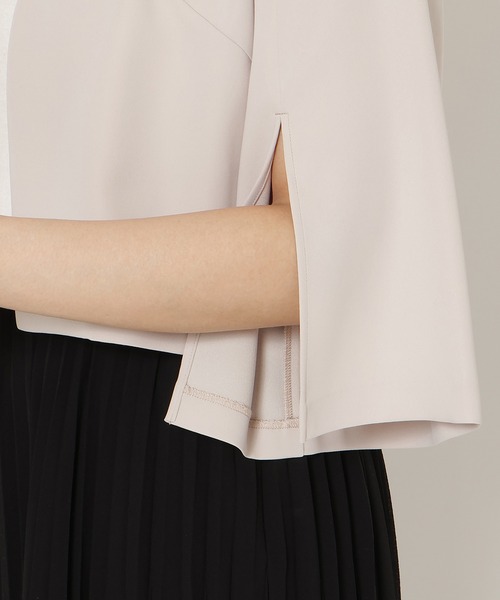 Rose Tiara（ローズティアラ）の「【接触冷感/シワになりにくい】ケープジャケット（ノーカラージャケット・レディース・ブラック/ベージュ・38/40/42/46）」の18枚目の写真