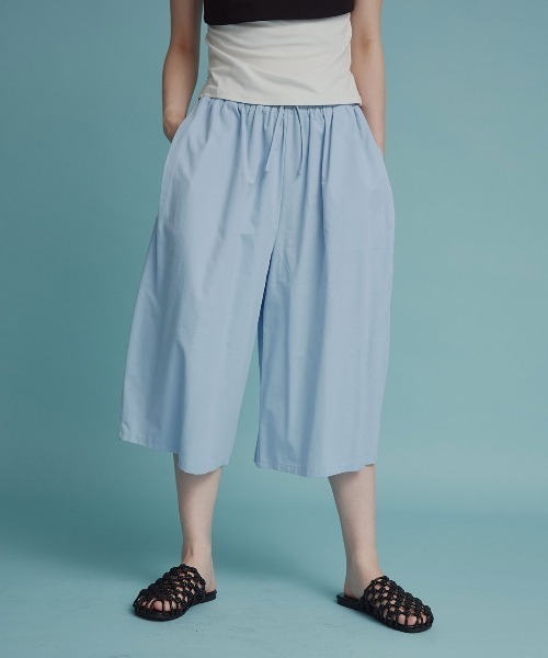 W:Huku(フーク)の「【W:Huku / スムースタッチコットン】バミューダ パンツ / 短パン ハーフパンツ クロップド / Smooth Touch Cotton Bermuda Shorts(その他パンツ・レディース・ベージュ系その他/ブラック/スカイブルー/オフホワイト・FREE)」の1枚目の写真