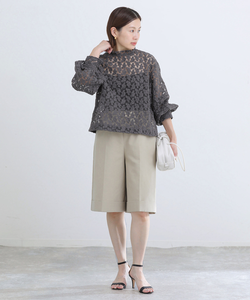 IENA（イエナ）の「フラワー刺繍レース2WAYブラウス（シャツ/ブラウス・レディース・ホワイト/チャコールグレー・FREE）」の3枚目の写真