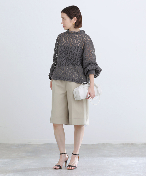 IENA（イエナ）の「フラワー刺繍レース2WAYブラウス（シャツ/ブラウス・レディース・ホワイト/チャコールグレー・FREE）」の10枚目の写真